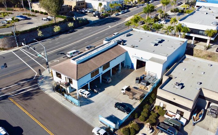 Pictures of Retail, Office, Industrial property located at 2426 Auto Park Way, Escondido, CA 92029 for lease - image #1