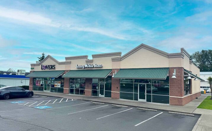 Pictures of Retail property located at 4009 S Meridian, Puyallup, WA 98373 for lease - image #1