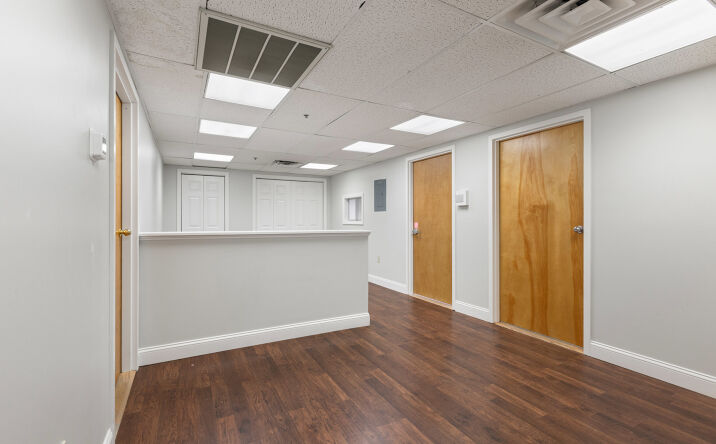 Pictures of Industrial property located at 65 Parker St Unit 1R, Newburyport, MA 01950 for lease - image #1