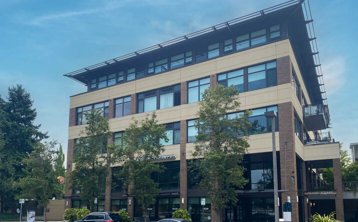 Pictures of Office property located at 2758 78th Ave SE, Mercer Island, WA 98040 for lease - image #1