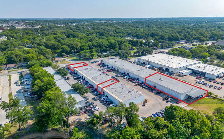 Pictures of Industrial property located at 5520 Midway Rd, Haltom City, TX 76117 for lease - image #1