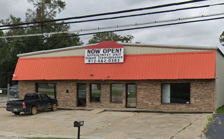Pictures of Retail property located at 3123 Norwich St, Brunswick, GA 31520 for lease - image #1