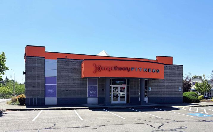 Pictures of Retail property located at 35007 Enchanted Pkwy S, Federal Way, WA 98003 for lease - image #1