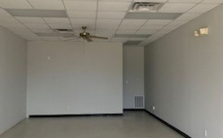 Pictures of Office property located at 902 N Country Fair Dr, Champaign, IL 61821 for lease - image #1