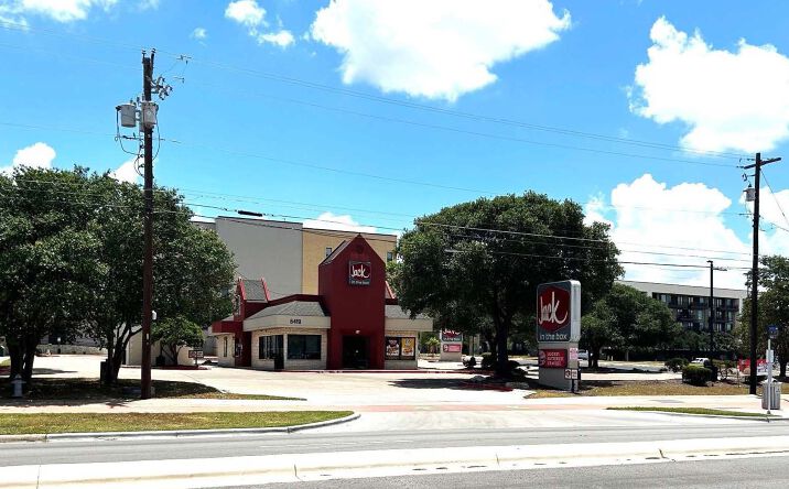 Pictures of Retail, Restaurant property located at 6419 Airport Blvd, Austin, TX 78752 for lease - image #1