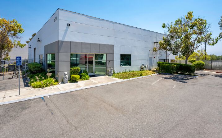 Pictures of Industrial property located at 2550 Pioneer Ave, Vista, CA 92081 for lease - image #1