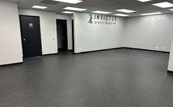 Pictures of Office property located at 51 Sherwood Terrace Q, Lake Bluff, IL 60044 for lease - image #1