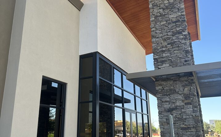 Pictures of Office property located at 1055 E Chandler Blvd, Chandler, AZ 85225 for lease - image #1