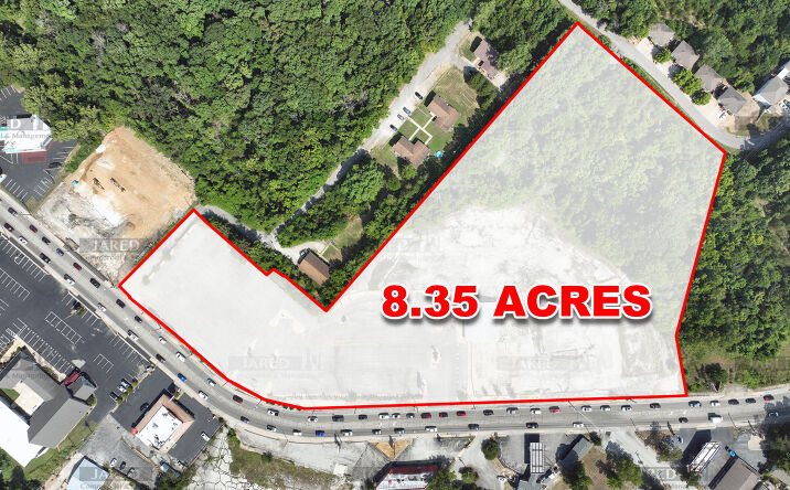 Pictures of Retail, Land, Restaurant property located at 1201 W 76 Country Blvd, Branson, MO 65616 for lease - image #1