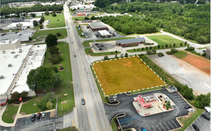 Pictures of Retail property located at 403 S Buncombe Rd, Greer, SC 29650 for lease - image #1