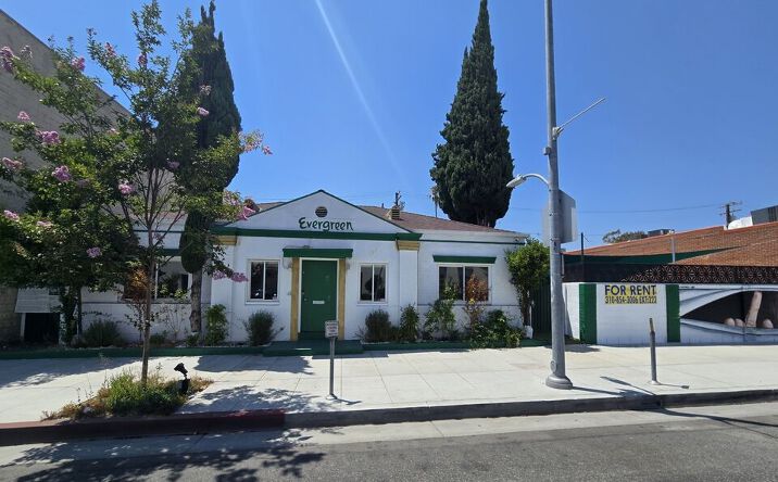 Pictures of Special Purpose property located at 177 S Robertson Blvd, Beverly Hills, CA 90211 for lease - image #1