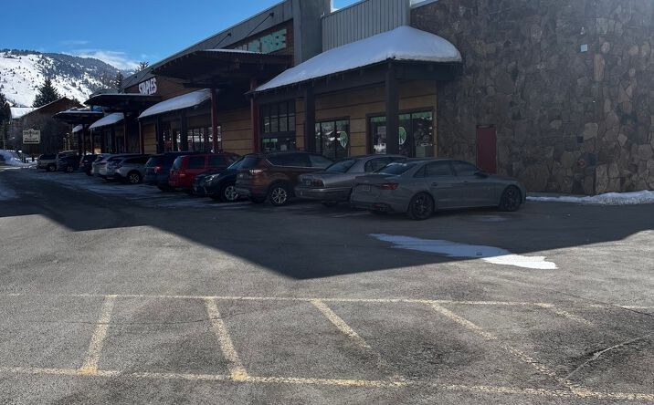 Pictures of Retail property located at 520 W Broadway, Jackson, WY 83001 for lease - image #1