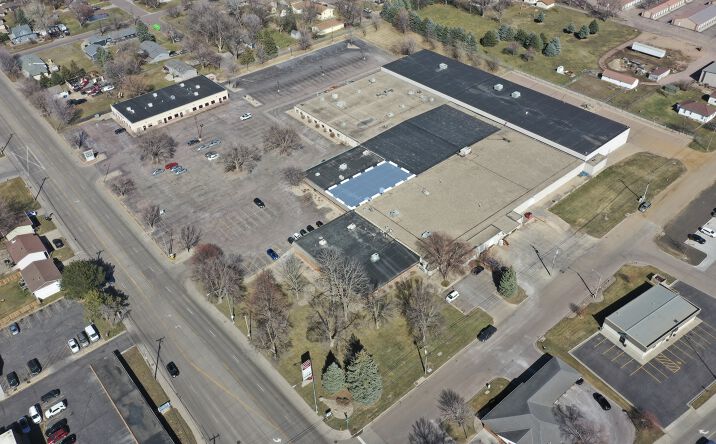 Pictures of Office property located at 400 S Sycamore Ave, Sioux Falls, SD 57110 for lease - image #1