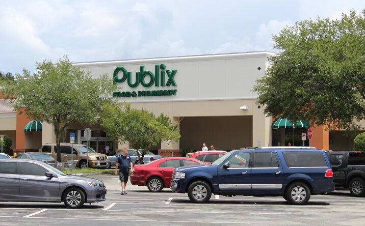 Pictures of Retail property located at 2300 Griffin Rd, Lakeland, FL 33810 for lease - image #1