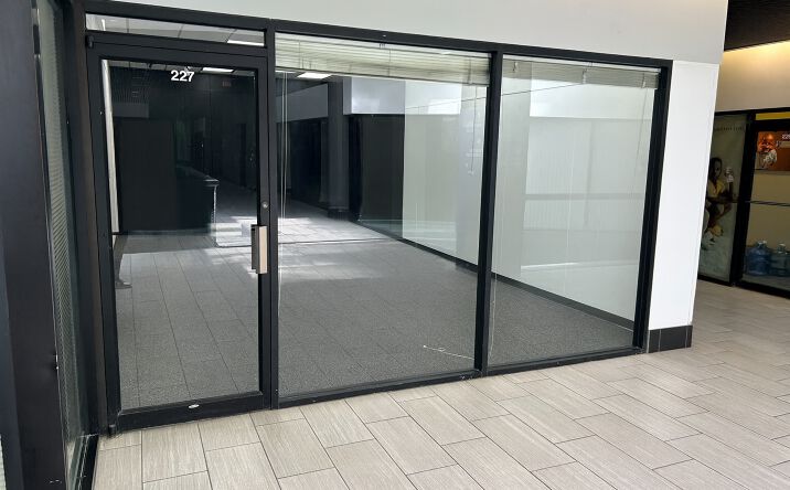 Pictures of Retail, Office property located at 600 4th St, Sioux City, IA 51101 for lease - image #1