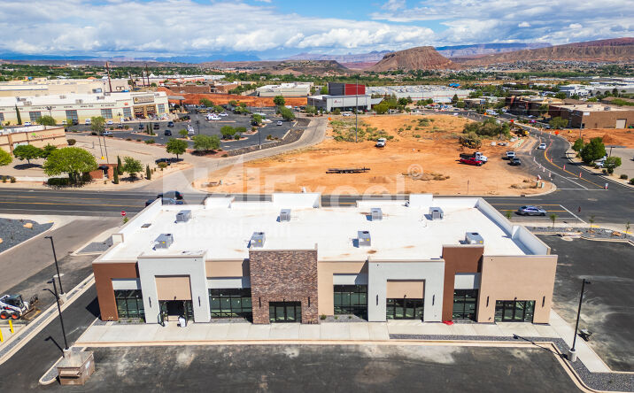 Pictures of Retail property located at 877 N 2720 E, St. George, UT 84790 for lease - image #1