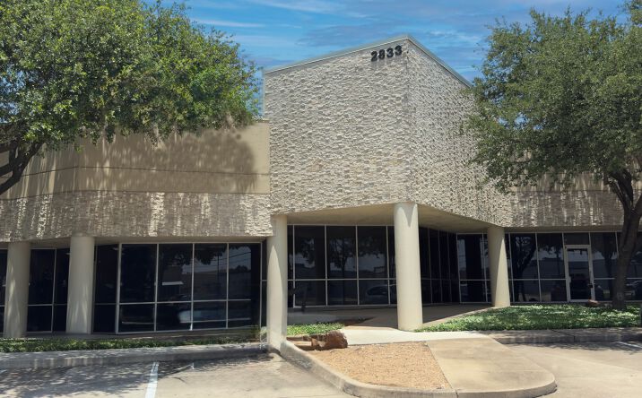 Pictures of Industrial property located at 2833 Trinity Square, Carrollton, TX 75006 for lease - image #1