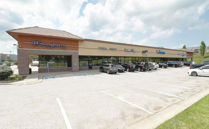 Pictures of Retail property located at 4006 N 144th St, Omaha, NE 68116 for lease - image #1