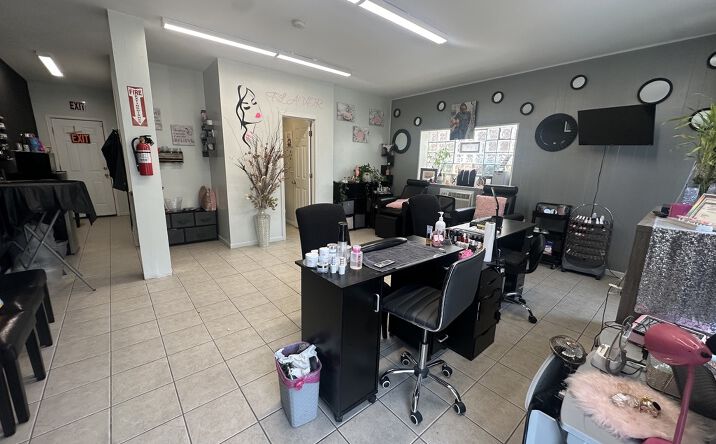Pictures of Retail property located at 5657 W Fullerton Avenue, Chicago, IL 60639 for lease - image #1