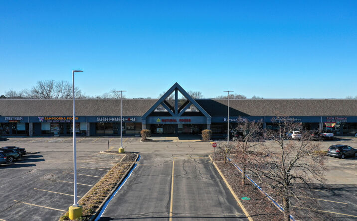 Pictures of Retail property located at 95 S Rand Road, Lake Zurich, IL 60047 for lease - image #1