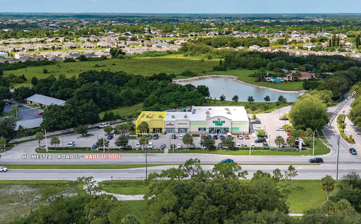 Pictures of Retail property located at 120 Homestead Rd S, Lehigh Acres, FL 33936 for lease - image #1