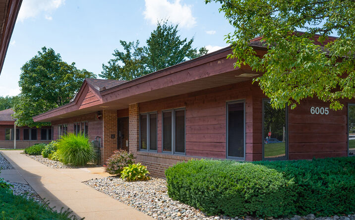 Pictures of Office property located at 6005 W St Joseph Hwy, Lansing, MI 48917 for lease - image #1