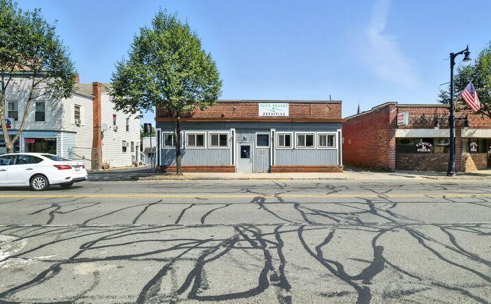 Pictures of Retail property located at 285 Elm St, Westfield, MA 01085 for lease - image #1