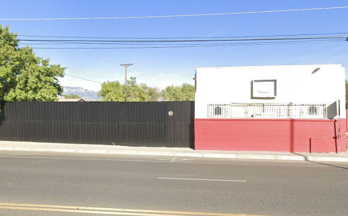 Pictures of Industrial property located at 2620 4th St NW, Albuquerque, NM 87107 for lease - image #1