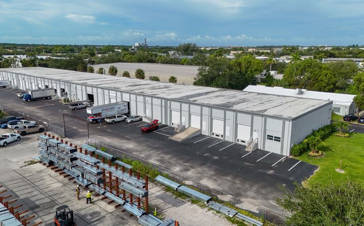 Pictures of Industrial property located at 4227 Enterprise Ave, Naples, FL 34104 for lease - image #1