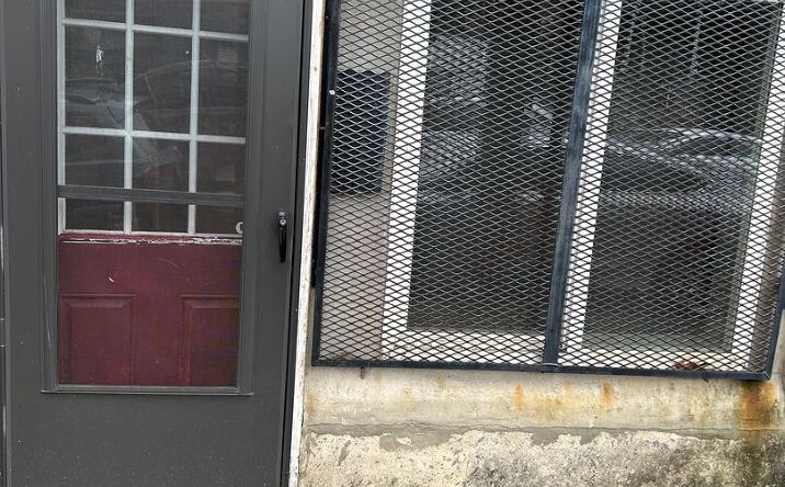 Pictures of Retail, Industrial property located at 5748 Chestnut St, Philadelphia, PA 19139 for lease - image #1