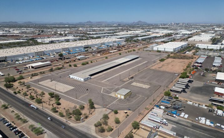Pictures of Industrial property located at 2021 51st Ave, Phoenix, AZ 85043 for lease - image #1