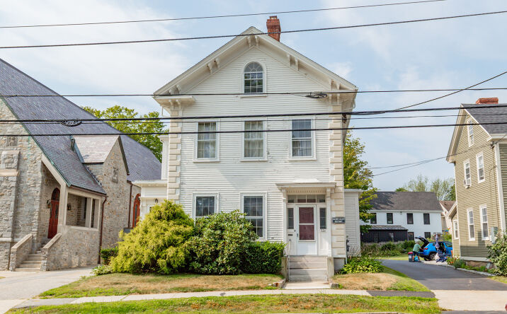 Pictures of Office property located at 326 Main St, Yarmouth, ME 04096 for lease - image #1
