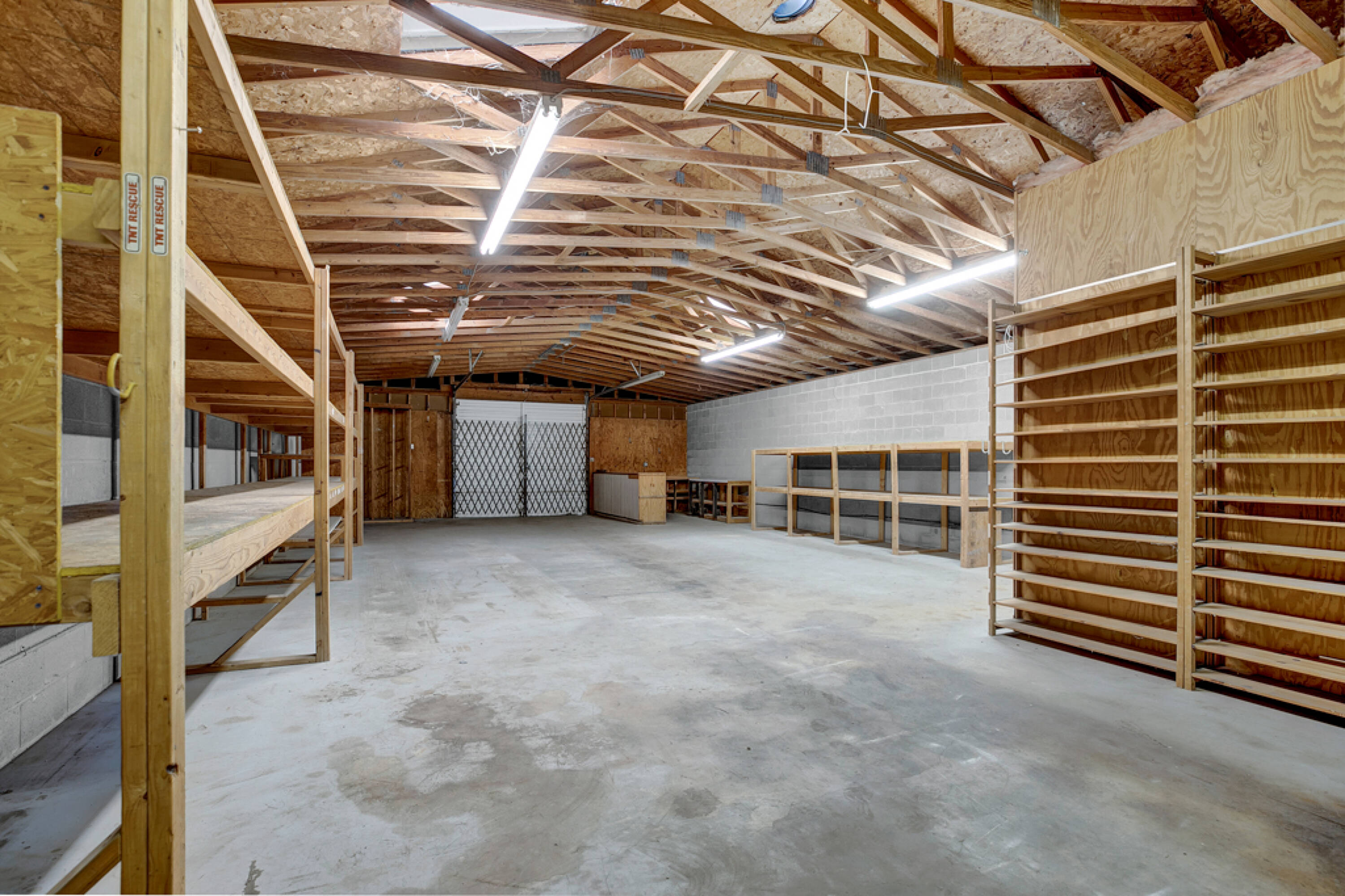218 DEBORAH DR New Braunfels TX 78130-3053 APN: 44662 | Crexi.com