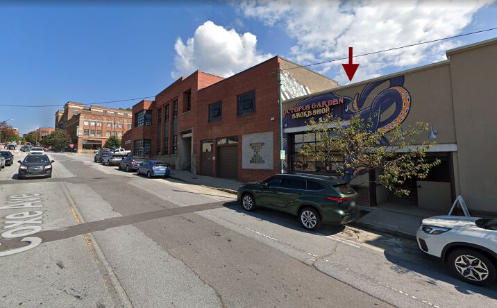 Pictures of Retail property located at 186-188 Coxe Avenue, Asheville, NC 28801 for lease - image #1
