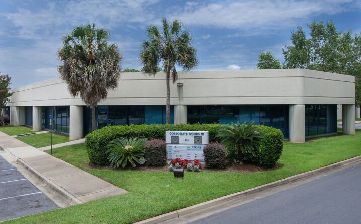 Pictures of Office property located at 2114 Airport Blvd, Pensacola, FL 32504 for lease - image #1