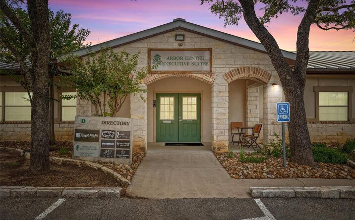 Pictures of Office property located at 800w US-290, Dripping Springs, TX 78620 for lease - image #1