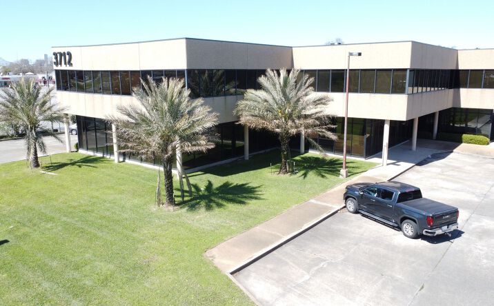 Pictures of Office property located at 3712 MacArthur Blvd, New Orleans, LA 70114 for lease - image #1