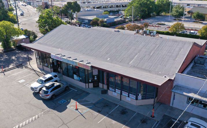 Pictures of Retail property located at 2558 Old First St, Livermore, CA 94550 for lease - image #1