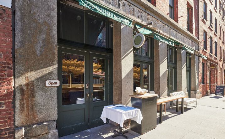 Pictures of Retail, Office, Restaurant property located at 229 Front Street, New York, NY 10038 for lease - image #1