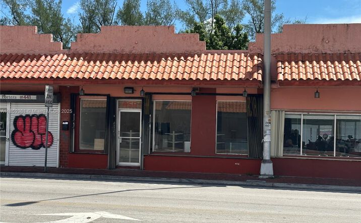 Pictures of Retail, Office property located at 455 SW 17th Ave, Miami, FL 33135 for lease - image #1