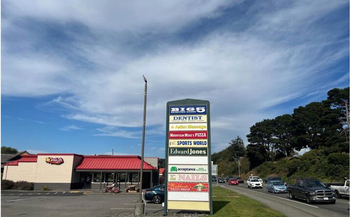 Pictures of Retail property located at 3220 Broadway Street Ste A3, Eureka, CA 95501 for lease - image #1