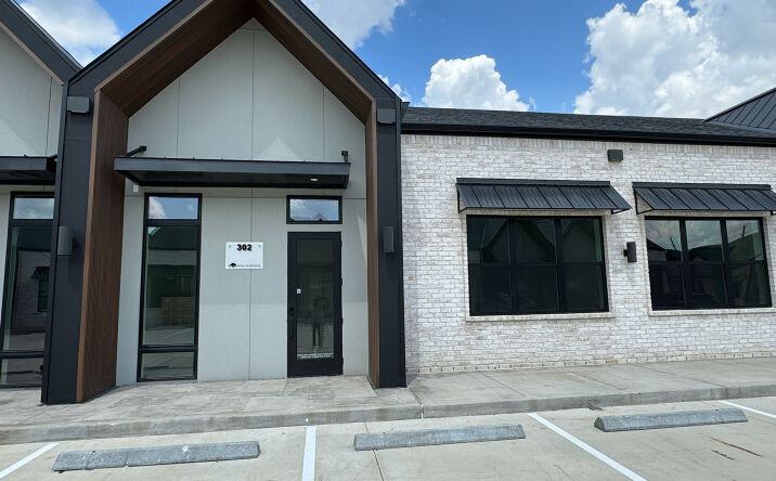 Pictures of Office, Special Purpose property located at 1325 Main St, Katy, TX 77494 for lease - image #1
