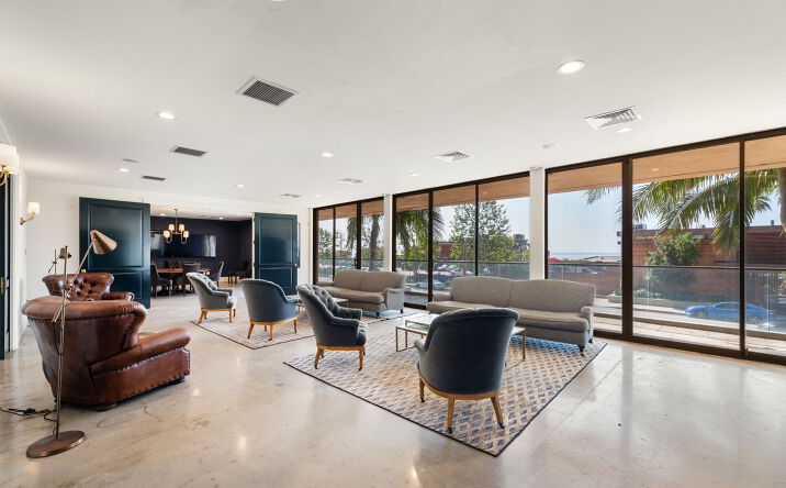 Pictures of Retail property located at 22761 Pacific Coast Hwy, Malibu, CA 90265 for lease - image #1
