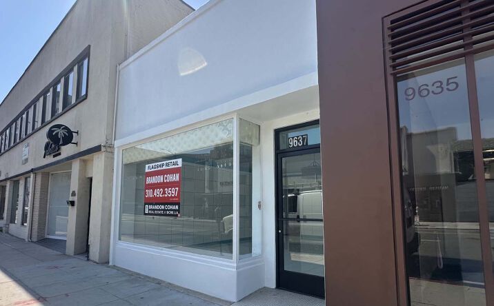 Pictures of Retail property located at 9637 Santa Monica Blvd, Beverly Hills, CA 90210 for lease - image #1