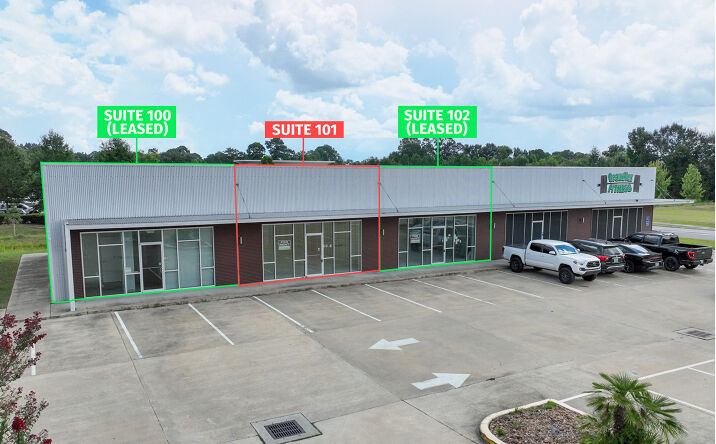 Pictures of Retail, Office property located at 3147 Ambassador Caffery Pkwy, Lafayette, LA 70506 for lease - image #1