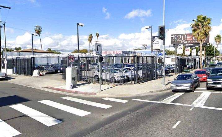 Pictures of Retail property located at 2315-2319 S La Brea Avenue, Los Angeles, CA 90016 for lease - image #1