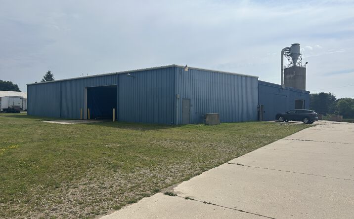 Pictures of Industrial property located at 312 Portland Rd, Waterloo, WI 53594 for lease - image #1