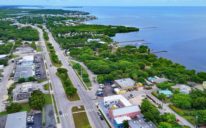 Pictures of Retail, Office, Special Purpose property located at 91865 Overseas Hwy, Tavernier, FL 33070 for lease - image #1