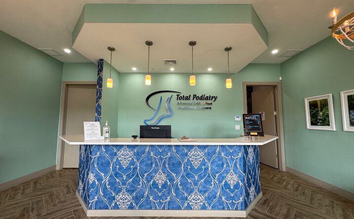 Pictures of Office property located at 2700 Immokalee Rd, Naples, FL 34110 for lease - image #1