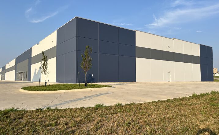 Pictures of Industrial property located at 3460 Marnie Ave, Waterloo, IA 50701 for lease - image #1